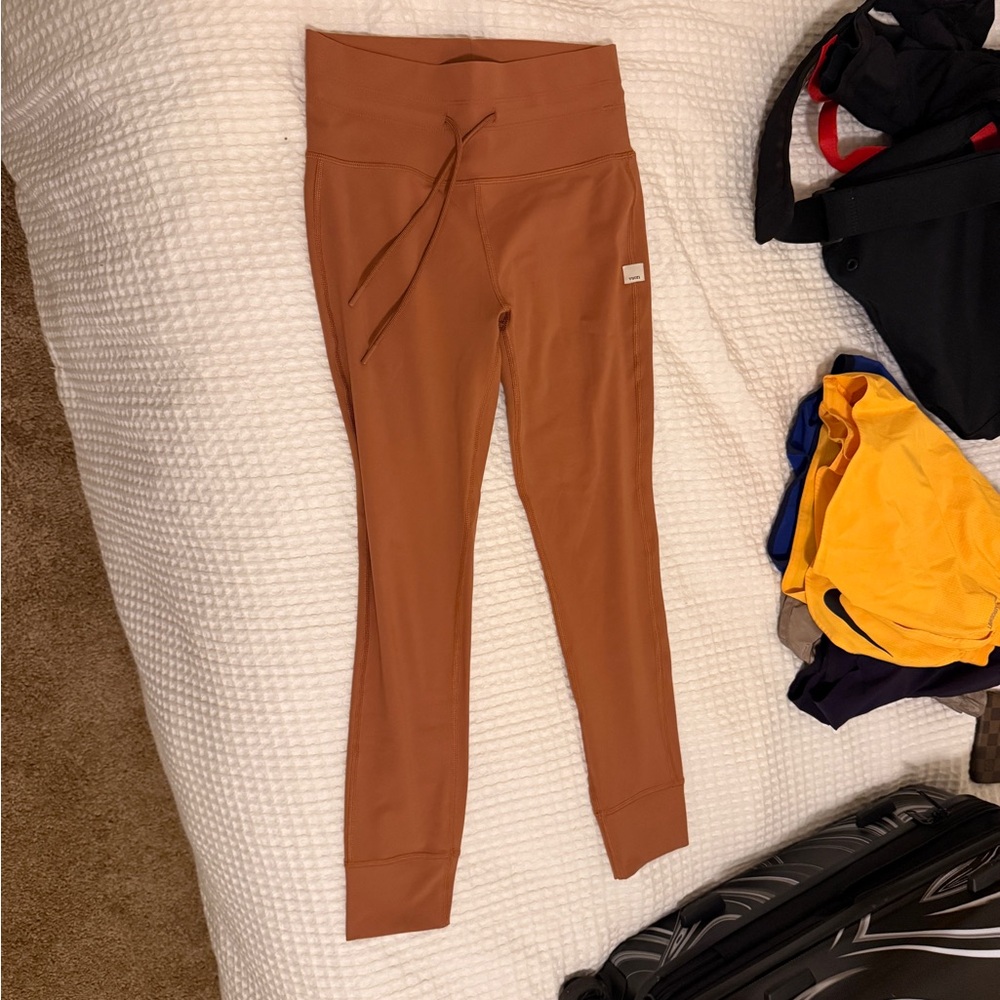 Brown Vuori Leggings